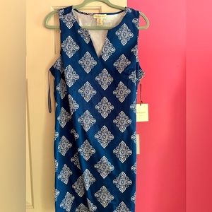 Never worn, tags on, a bit too snug for me now. Navy/white cotton shift